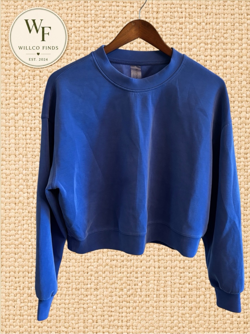 Revival Women’s Blue Crewneck Pullover Sweatshirt Size Small Oversized Soft